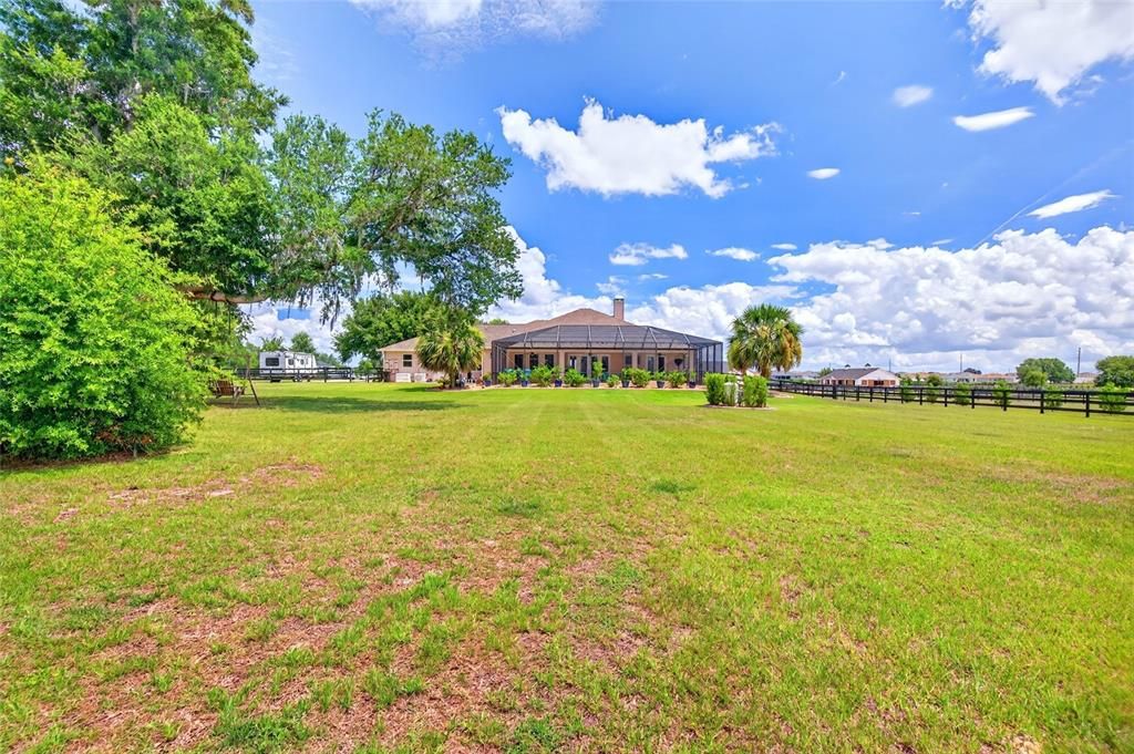 For Sale: $1,199,999 (4 beds, 3 baths, 2823 Square Feet)