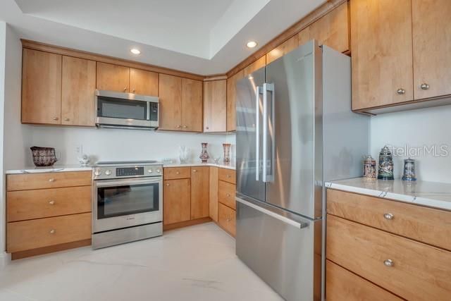En Venta: $549,000 (3 camas, 3 baños, 2079 Pies cuadrados)