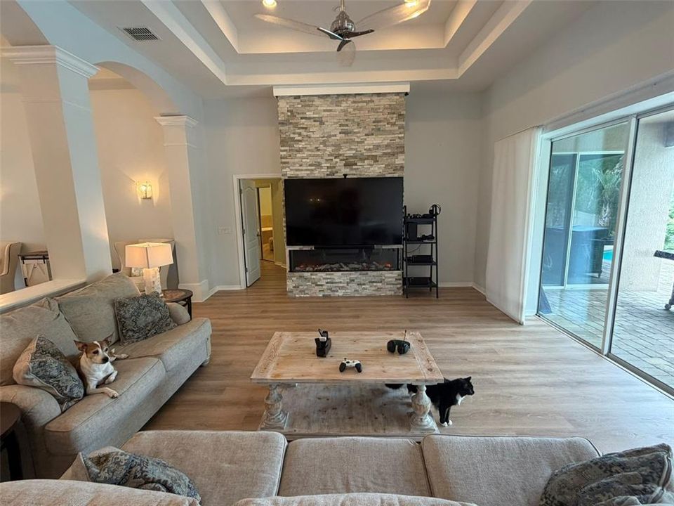 En Venta: $850,000 (4 camas, 4 baños, 3624 Pies cuadrados)