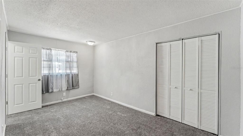En Venta: $364,000 (4 camas, 2 baños, 2642 Pies cuadrados)