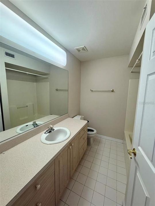 For Rent: $1,900 (2 beds, 2 baths, 1224 Square Feet)