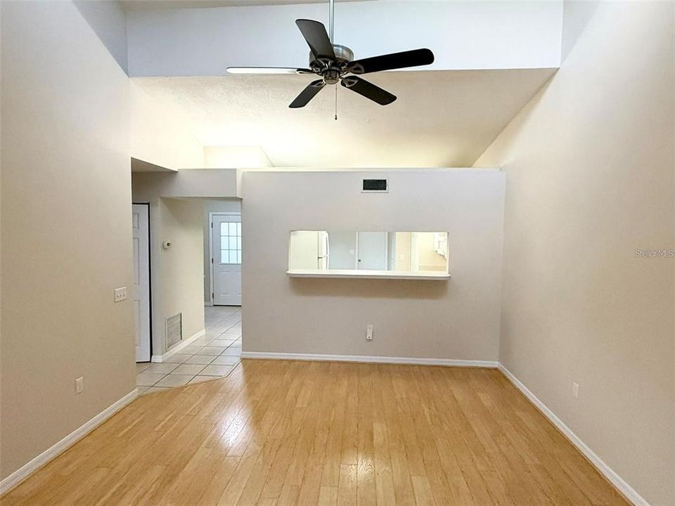 For Rent: $1,900 (2 beds, 2 baths, 1224 Square Feet)