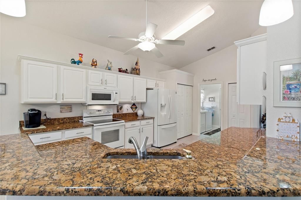 For Sale: $320,000 (2 beds, 2 baths, 1760 Square Feet)