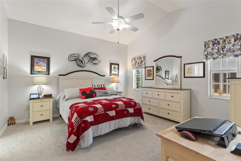 For Sale: $320,000 (2 beds, 2 baths, 1760 Square Feet)