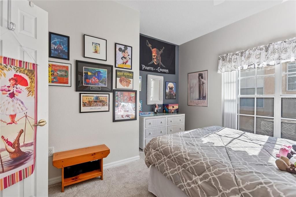 For Sale: $320,000 (2 beds, 2 baths, 1760 Square Feet)