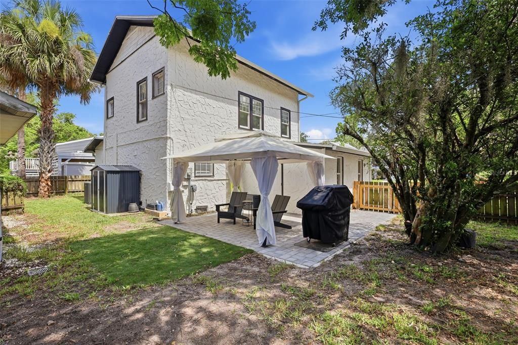 Activo con contrato: $309,900 (3 camas, 2 baños, 1196 Pies cuadrados)