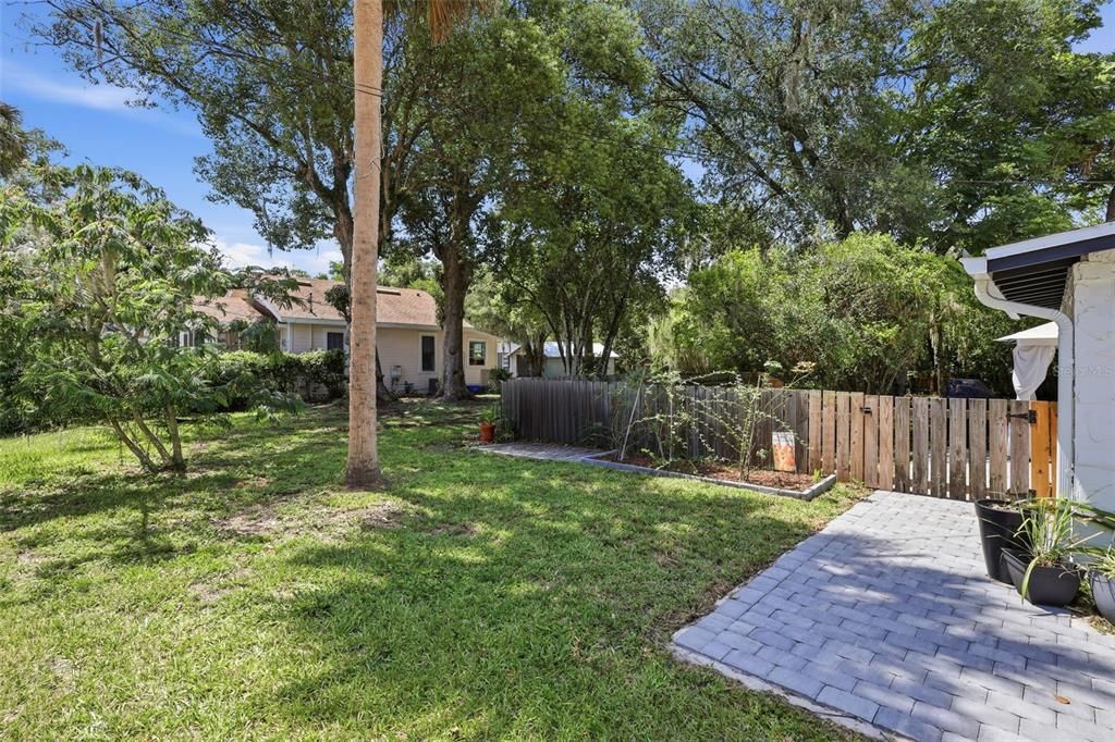 Activo con contrato: $309,900 (3 camas, 2 baños, 1196 Pies cuadrados)