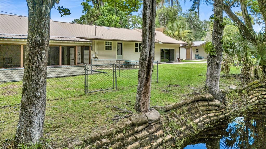 For Sale: $495,000 (3 beds, 3 baths, 2340 Square Feet)