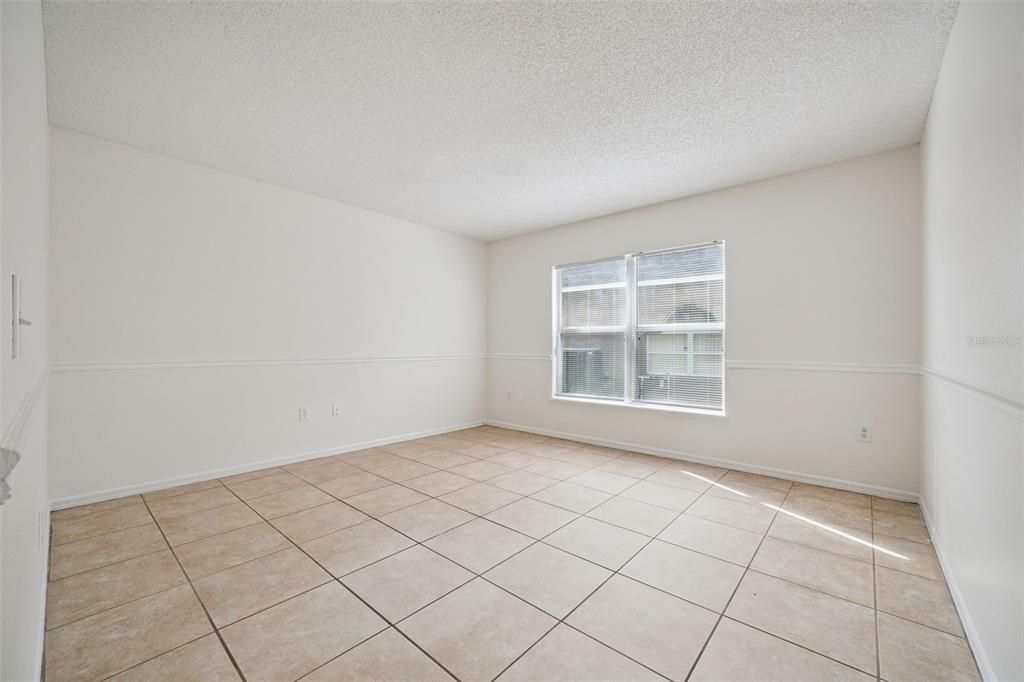 For Sale: $399,900 (4 beds, 2 baths, 2120 Square Feet)