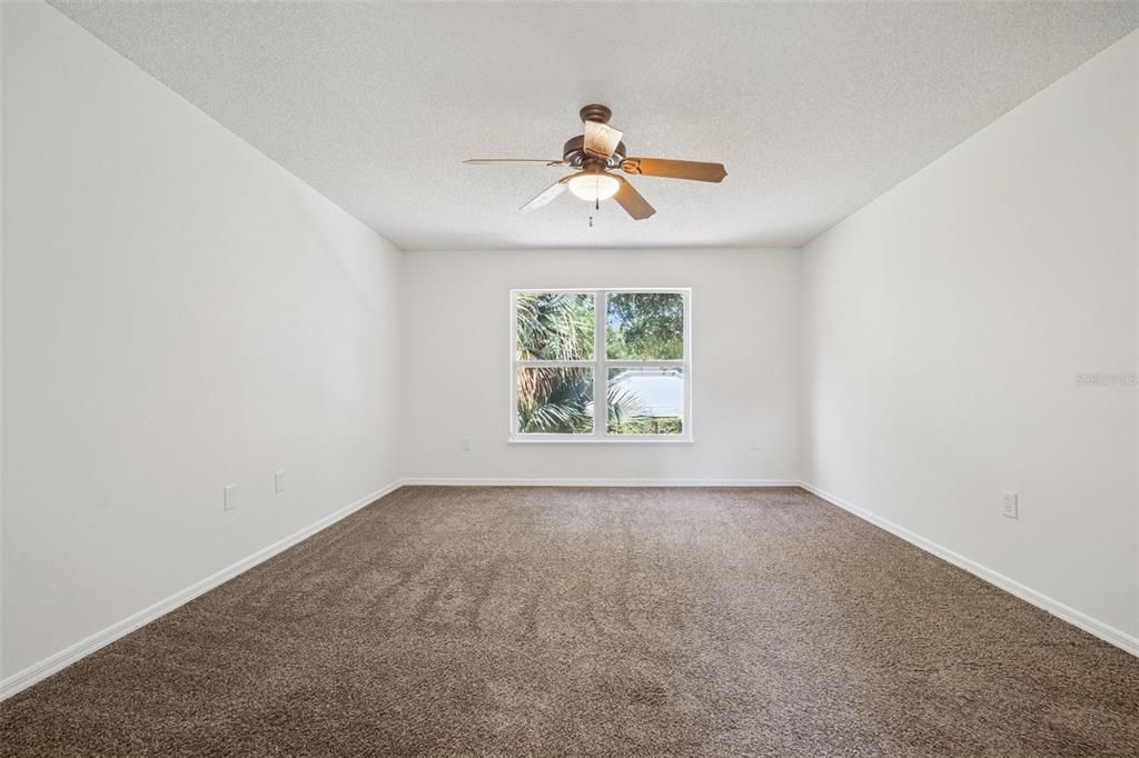 For Sale: $399,900 (4 beds, 2 baths, 2120 Square Feet)