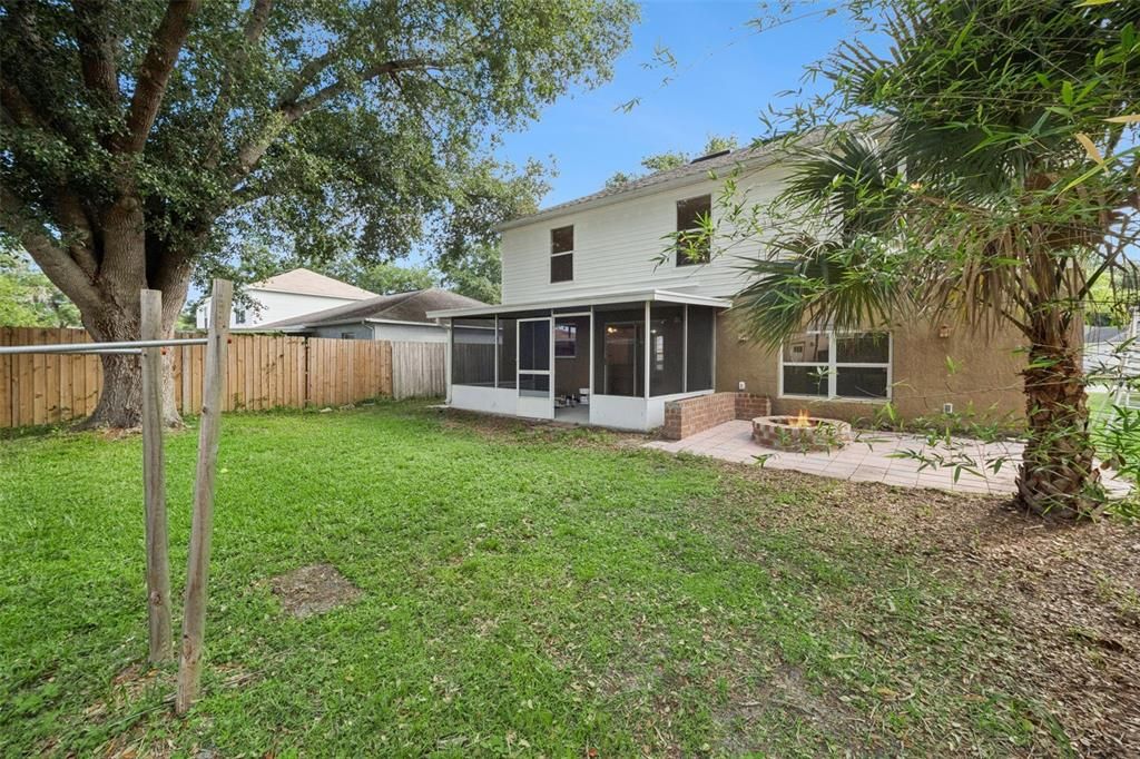 For Sale: $399,900 (4 beds, 2 baths, 2120 Square Feet)