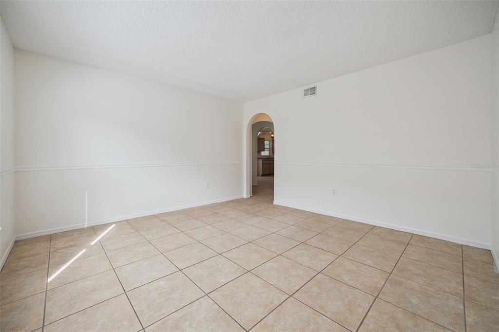 For Sale: $399,900 (4 beds, 2 baths, 2120 Square Feet)