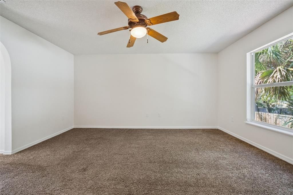 For Sale: $399,900 (4 beds, 2 baths, 2120 Square Feet)