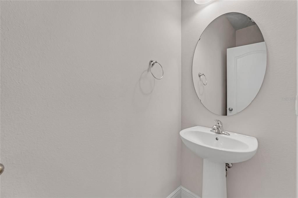 В аренду: $2,495 (3 спален, 2 ванн, 1787 Квадратных фут)