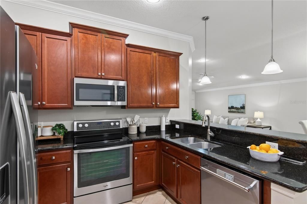 На продажу: $459,000 (3 спален, 2 ванн, 1708 Квадратных фут)