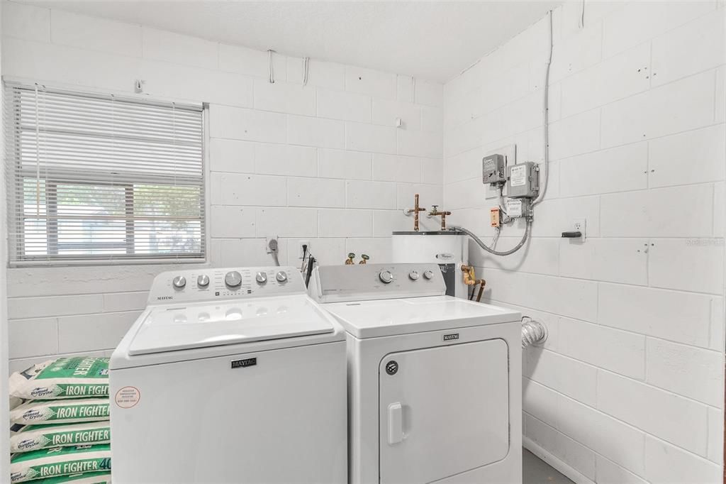 En Venta: $269,000 (3 camas, 2 baños, 950 Pies cuadrados)