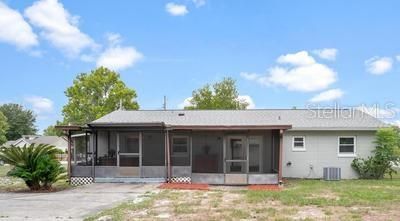 En Venta: $269,000 (3 camas, 2 baños, 950 Pies cuadrados)