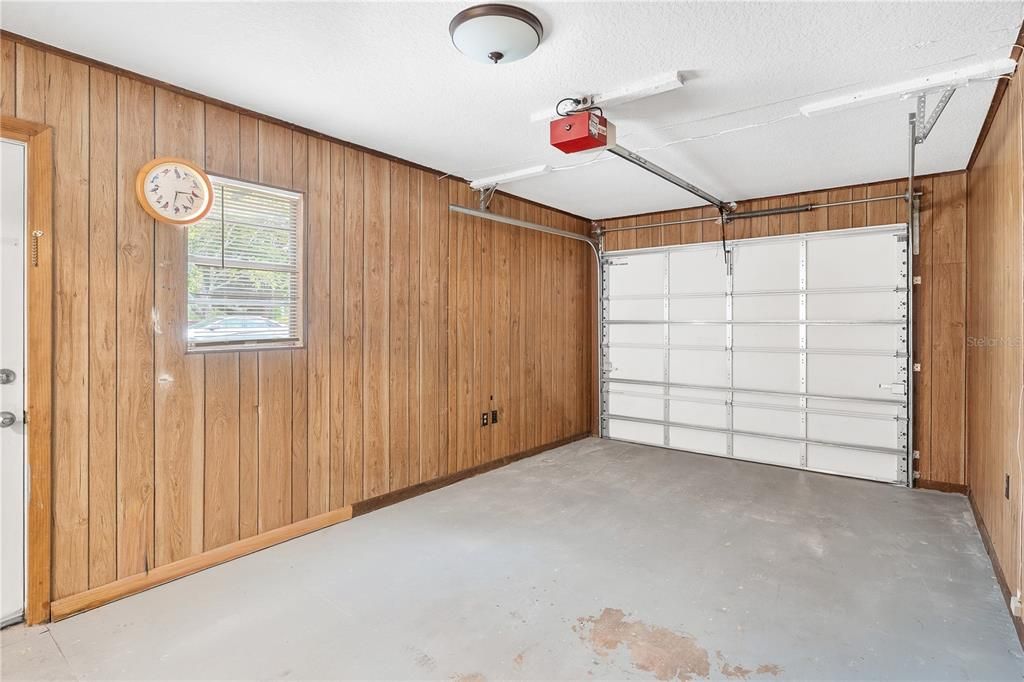 En Venta: $269,000 (3 camas, 2 baños, 950 Pies cuadrados)