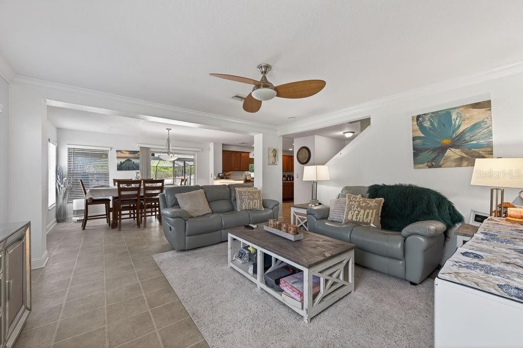 For Sale: $399,999 (3 beds, 2 baths, 1626 Square Feet)