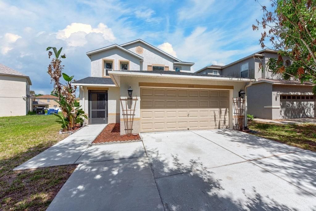 For Sale: $399,999 (3 beds, 2 baths, 1626 Square Feet)