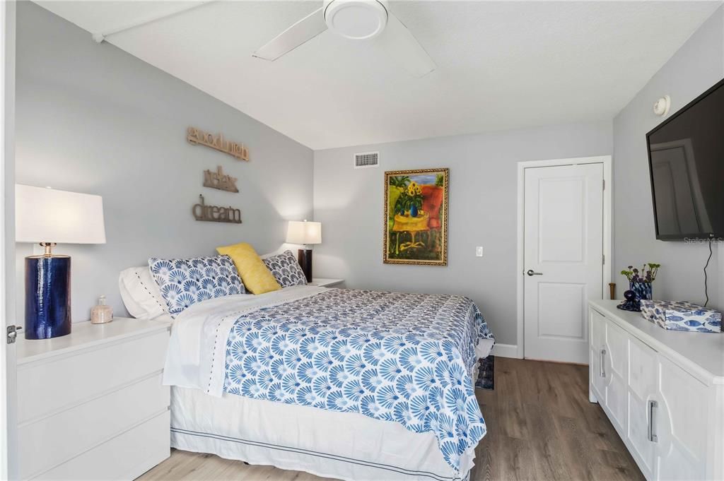 En Venta: $339,000 (1 camas, 1 baños, 761 Pies cuadrados)