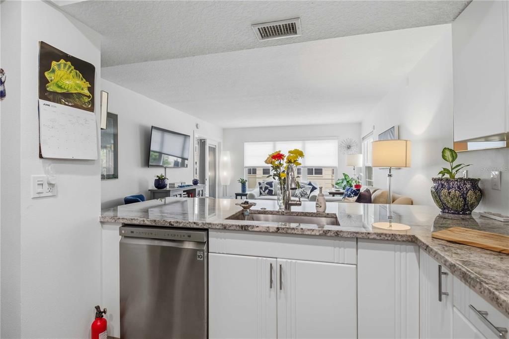 En Venta: $339,000 (1 camas, 1 baños, 761 Pies cuadrados)