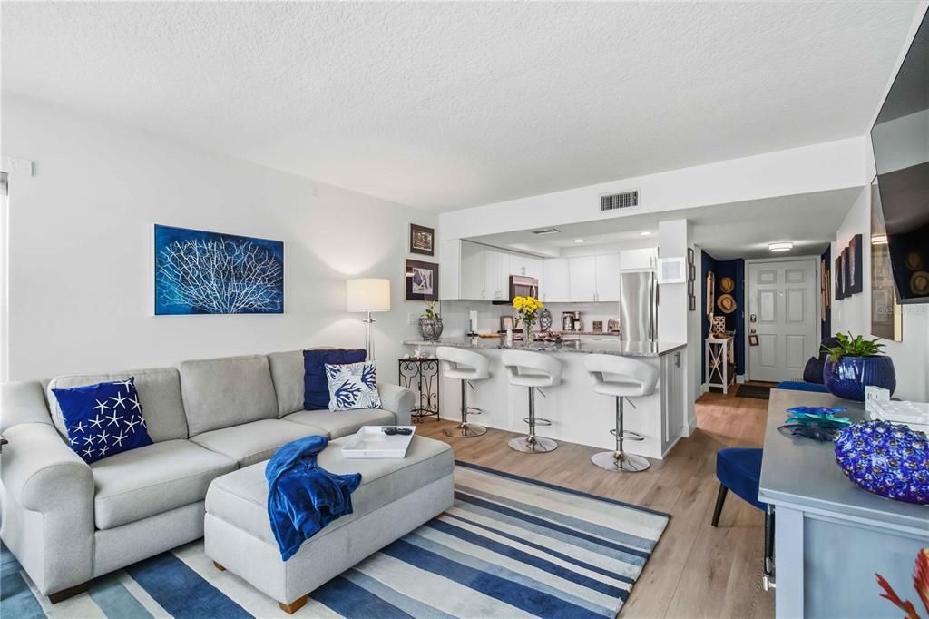 En Venta: $339,000 (1 camas, 1 baños, 761 Pies cuadrados)