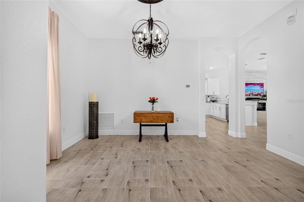 На продажу: $799,999 (4 спален, 3 ванн, 3154 Квадратных фут)