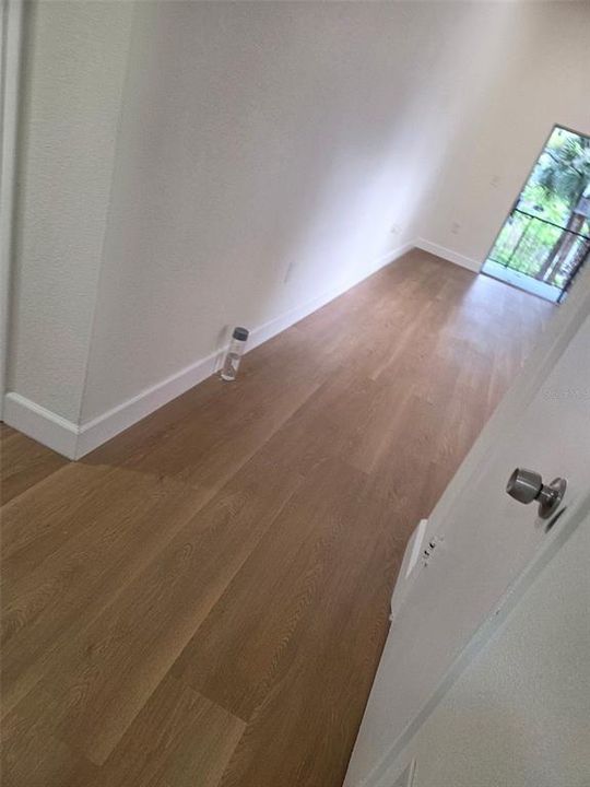 For Sale: $159,000 (2 beds, 2 baths, 1034 Square Feet)