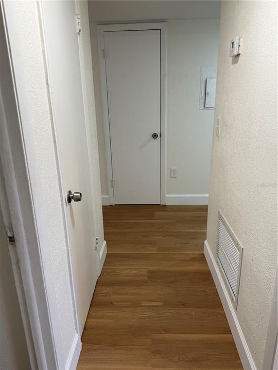 For Sale: $159,000 (2 beds, 2 baths, 1034 Square Feet)