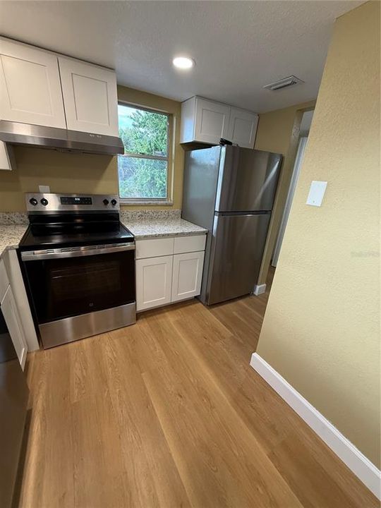 For Sale: $159,000 (2 beds, 2 baths, 1034 Square Feet)