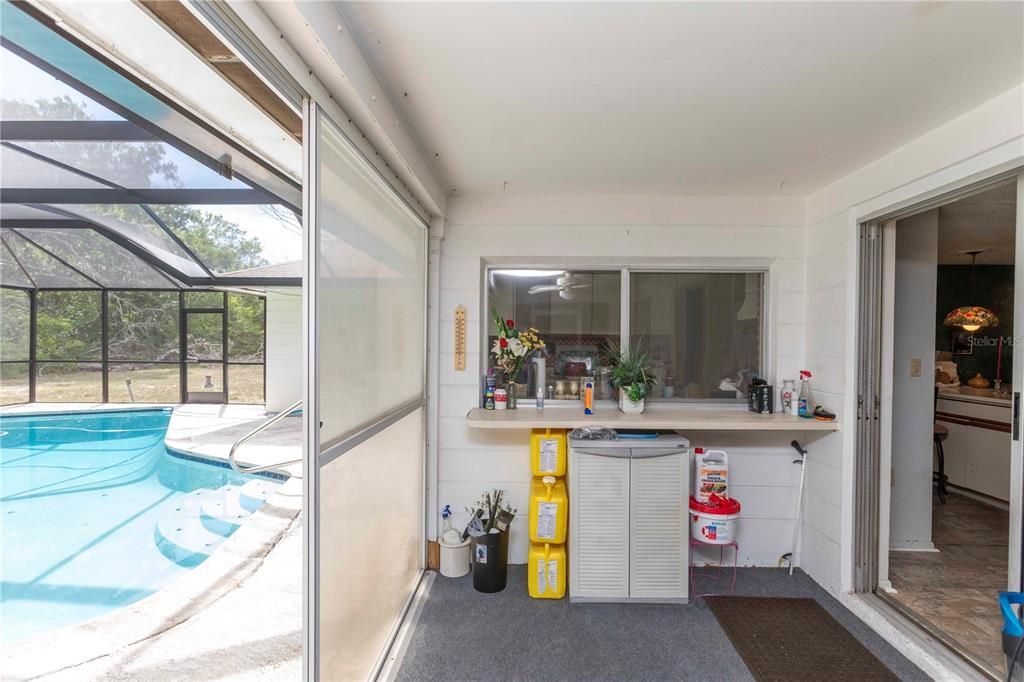 For Sale: $299,000 (3 beds, 2 baths, 1771 Square Feet)