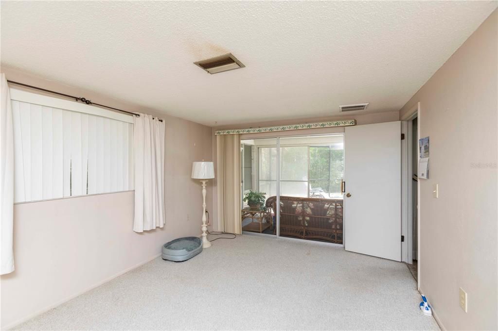 For Sale: $299,000 (3 beds, 2 baths, 1771 Square Feet)