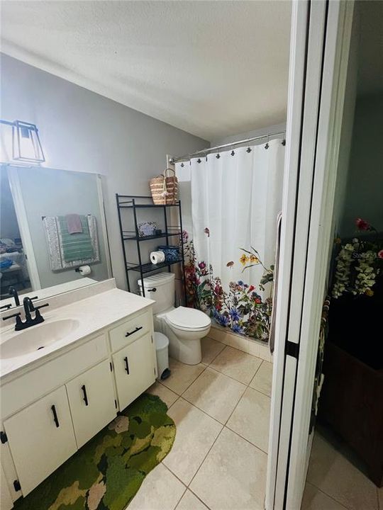 For Sale: $315,000 (3 beds, 2 baths, 1400 Square Feet)
