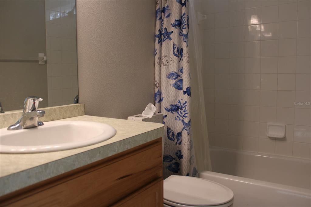 В аренду: $2,295 (3 спален, 2 ванн, 1250 Квадратных фут)