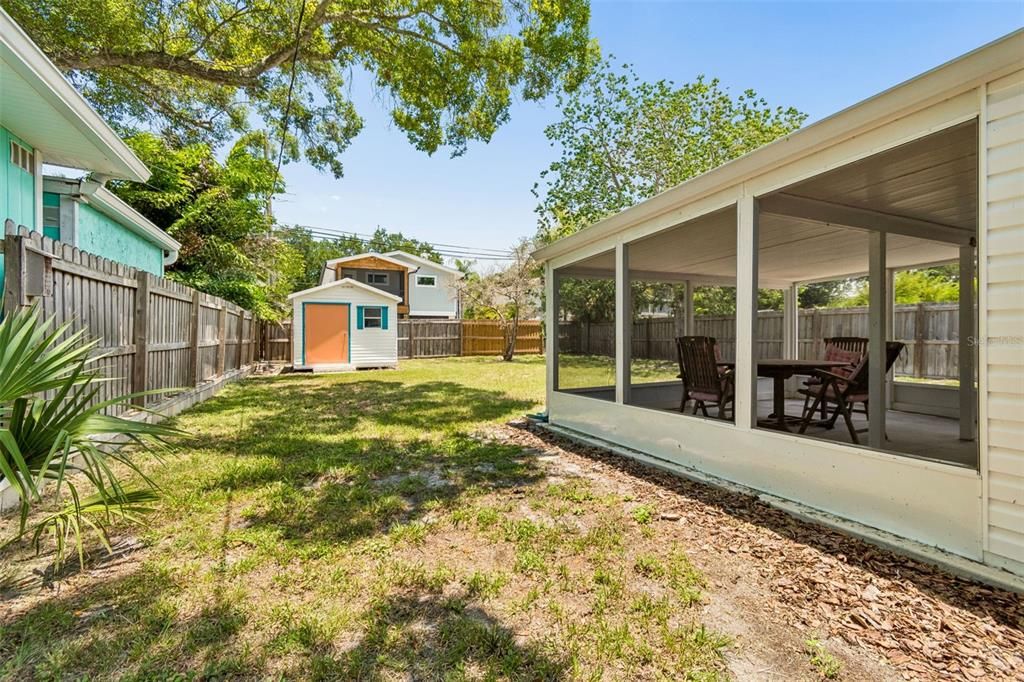 На продажу: $279,500 (2 спален, 1 ванн, 788 Квадратных фут)