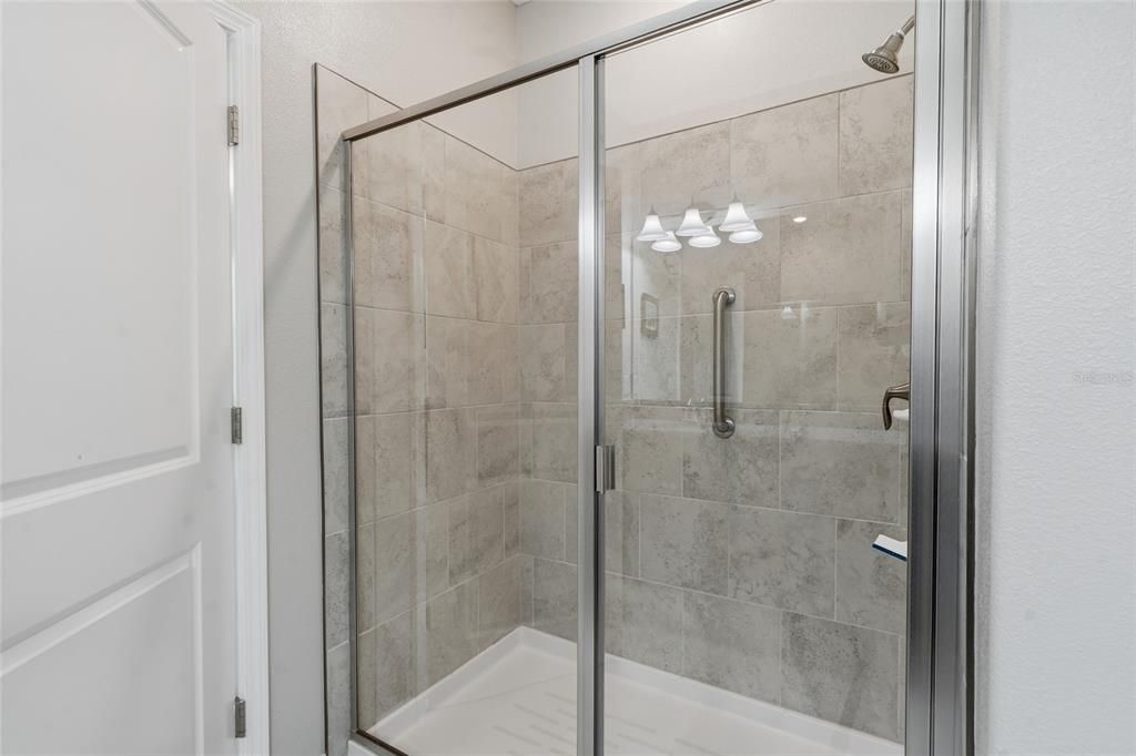 На продажу: $395,000 (3 спален, 2 ванн, 2200 Квадратных фут)