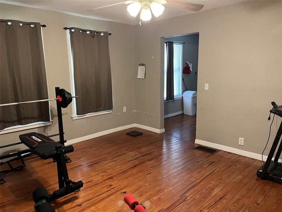 For Sale: $400,000 (0 beds, 0 baths, 3001 Square Feet)