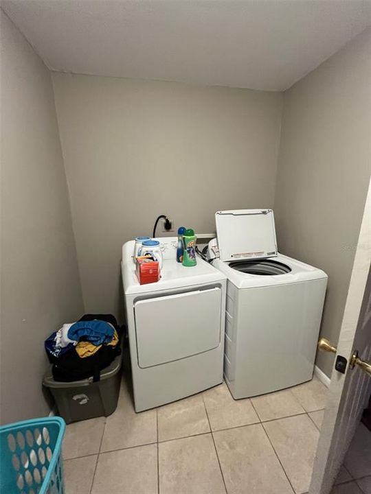 For Sale: $400,000 (0 beds, 0 baths, 3001 Square Feet)