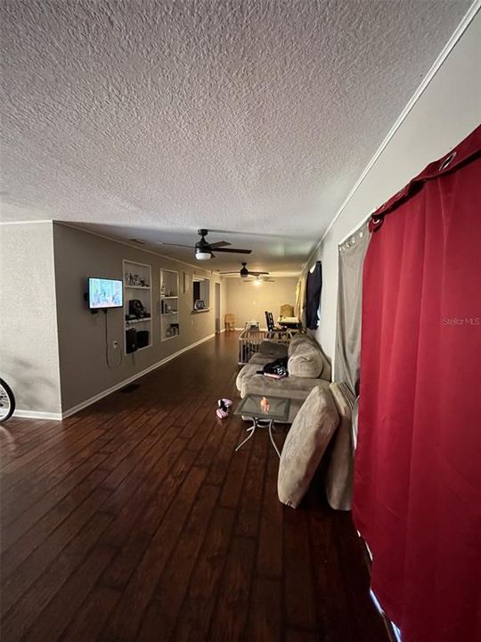 For Sale: $400,000 (0 beds, 0 baths, 3001 Square Feet)