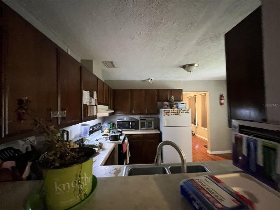 For Sale: $400,000 (0 beds, 0 baths, 3001 Square Feet)