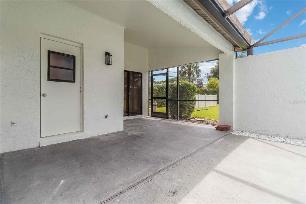 For Sale: $410,000 (3 beds, 2 baths, 1539 Square Feet)