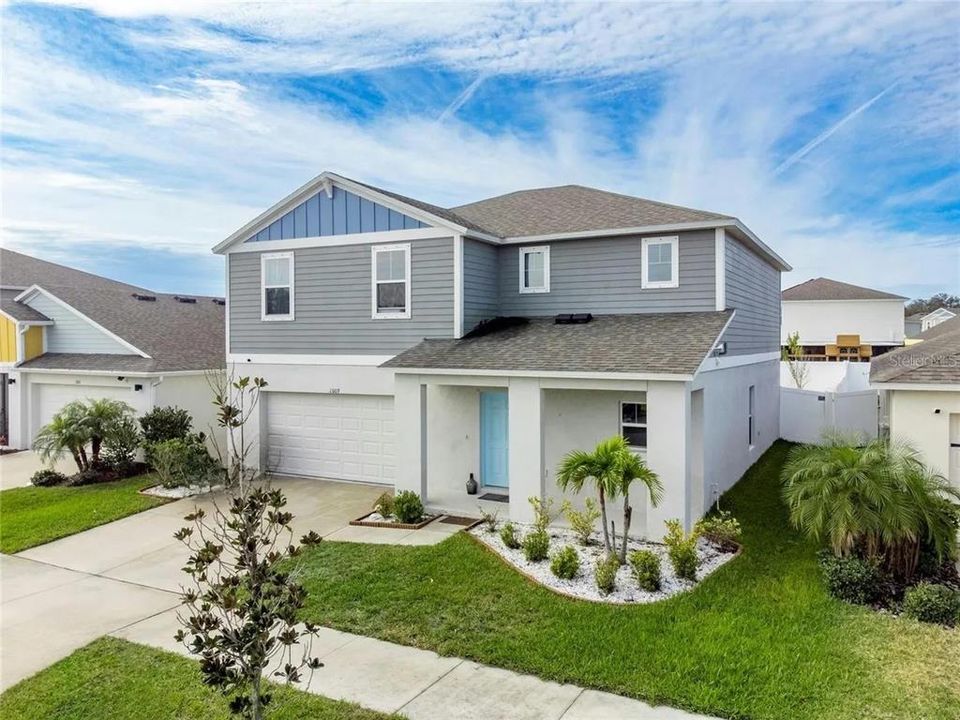 En Venta: $450,000 (4 camas, 2 baños, 2448 Pies cuadrados)