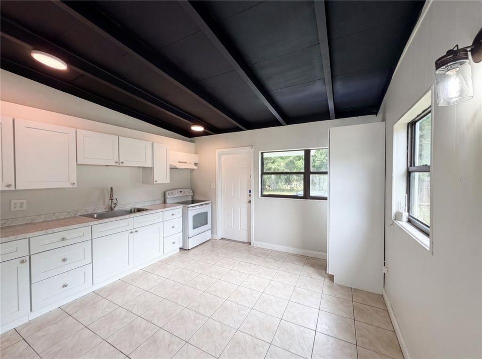 En Venta: $214,000 (3 camas, 1 baños, 960 Pies cuadrados)