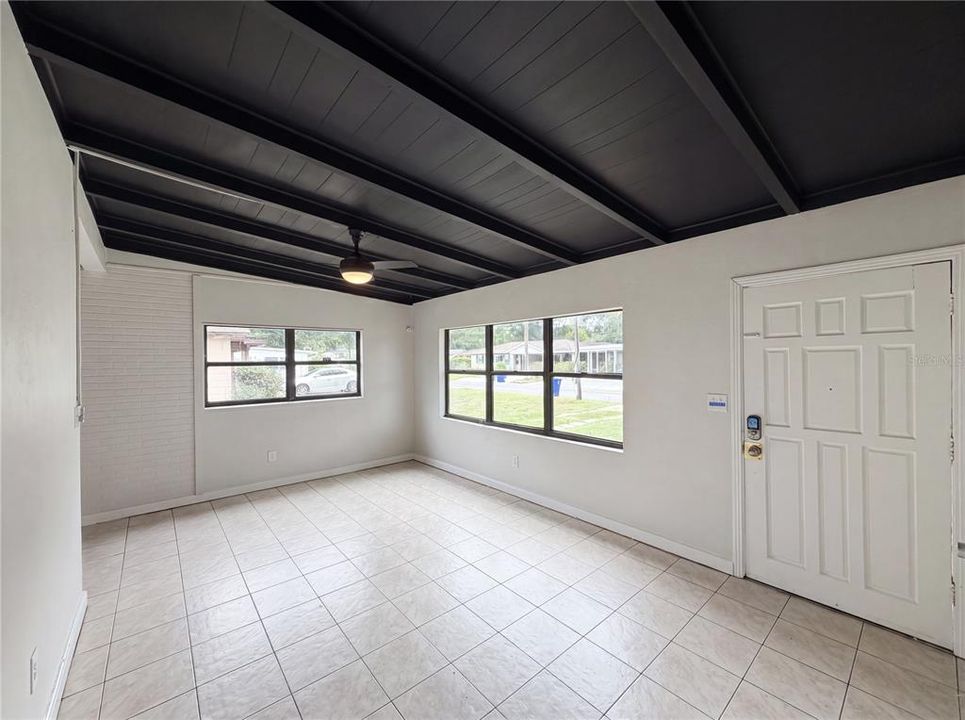 En Venta: $214,000 (3 camas, 1 baños, 960 Pies cuadrados)