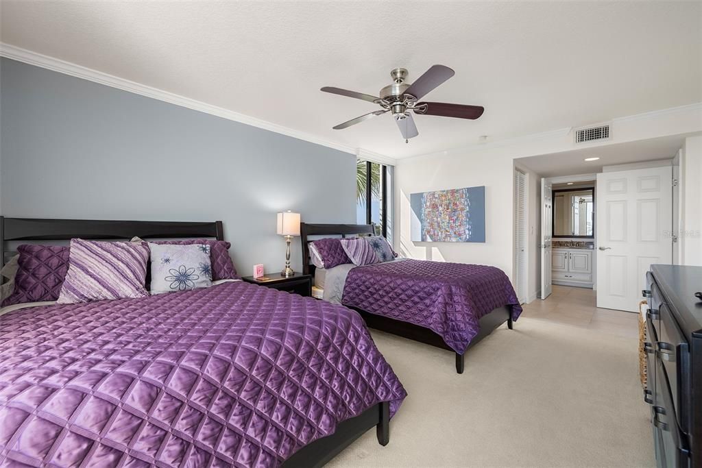 For Rent: $2,800 (2 beds, 2 baths, 1430 Square Feet)