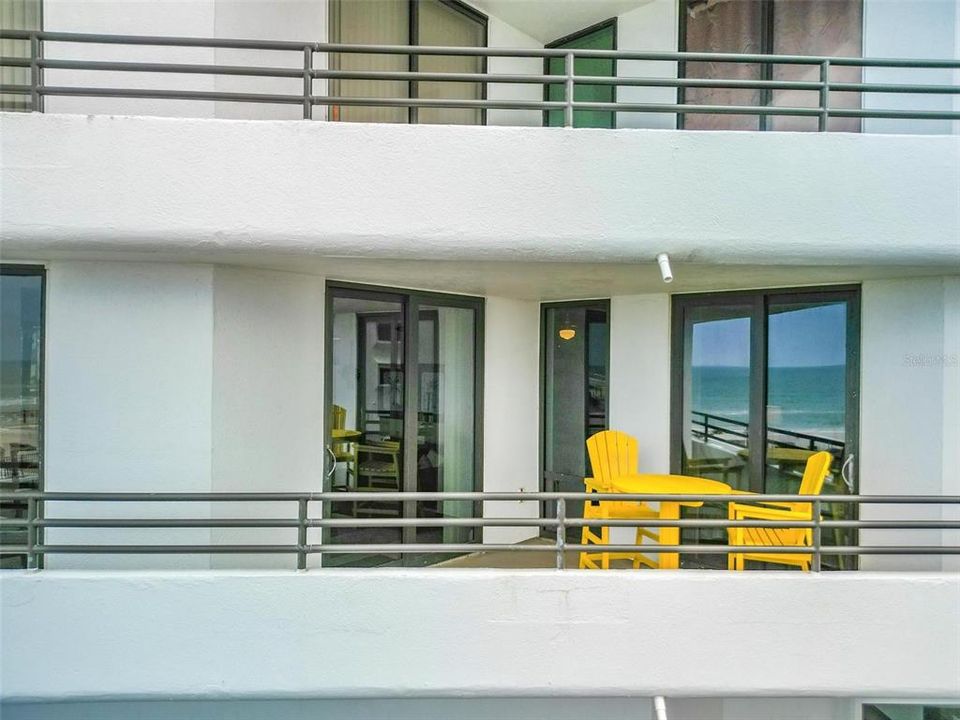 For Sale: $315,000 (2 beds, 2 baths, 1189 Square Feet)