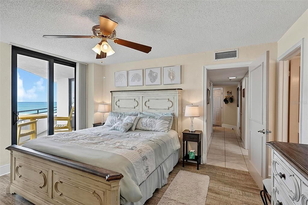 For Sale: $315,000 (2 beds, 2 baths, 1189 Square Feet)