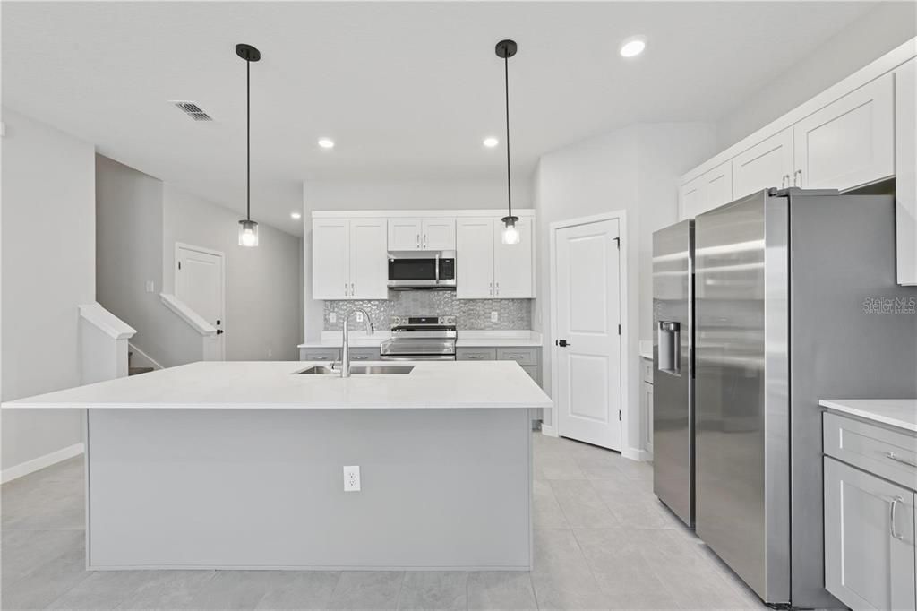 For Sale: $412,000 (4 beds, 3 baths, 2182 Square Feet)