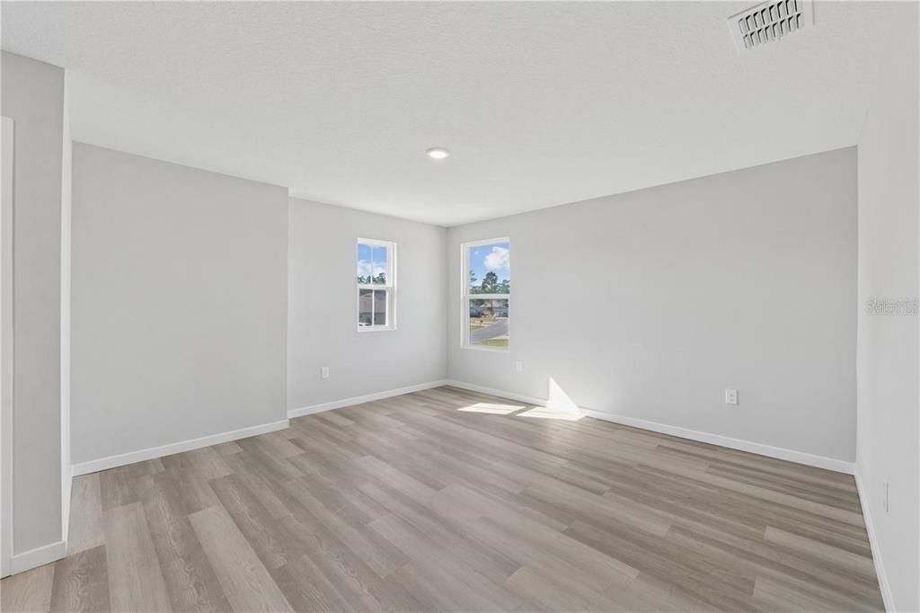 For Sale: $412,000 (4 beds, 3 baths, 2182 Square Feet)